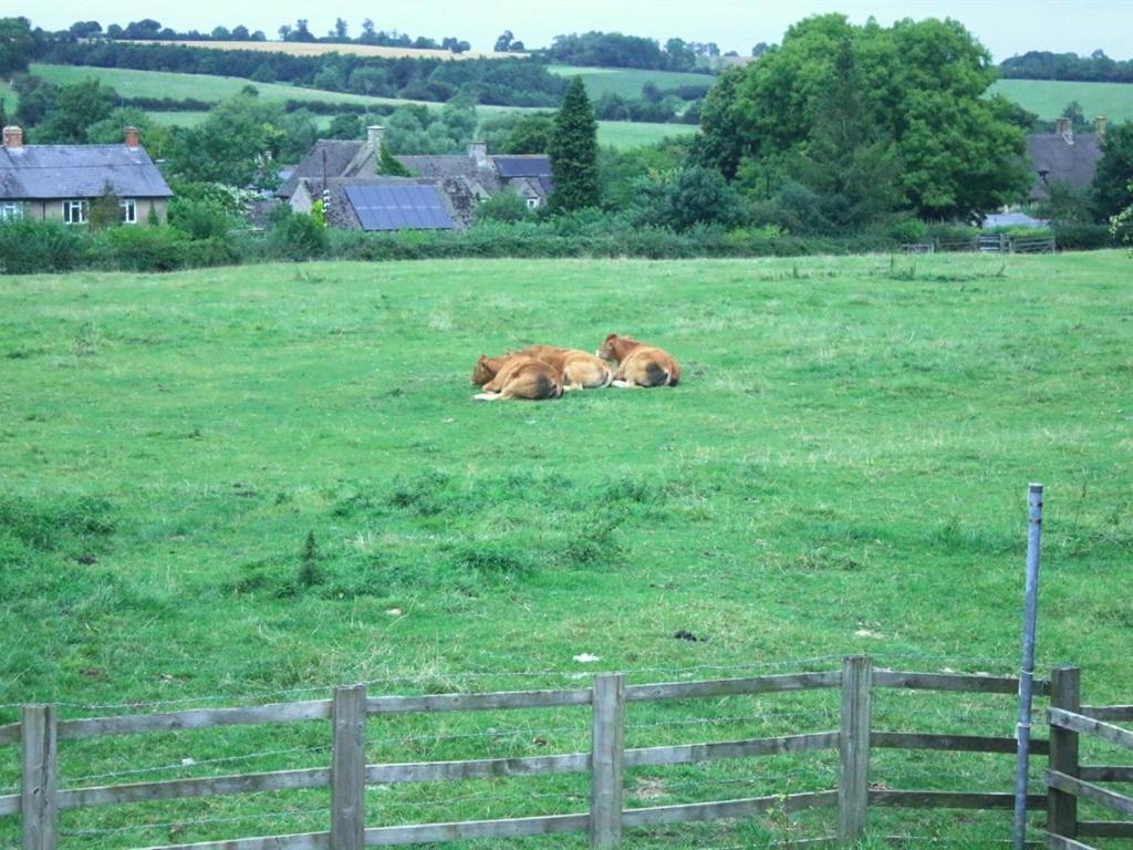 Stone House Sulgrave Quarto foto